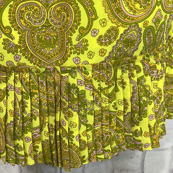 Banana Republic Dress Chartreuse Retro Paisley Sleeveless Tie Neck Pleated Hem - Picture 4 of 11